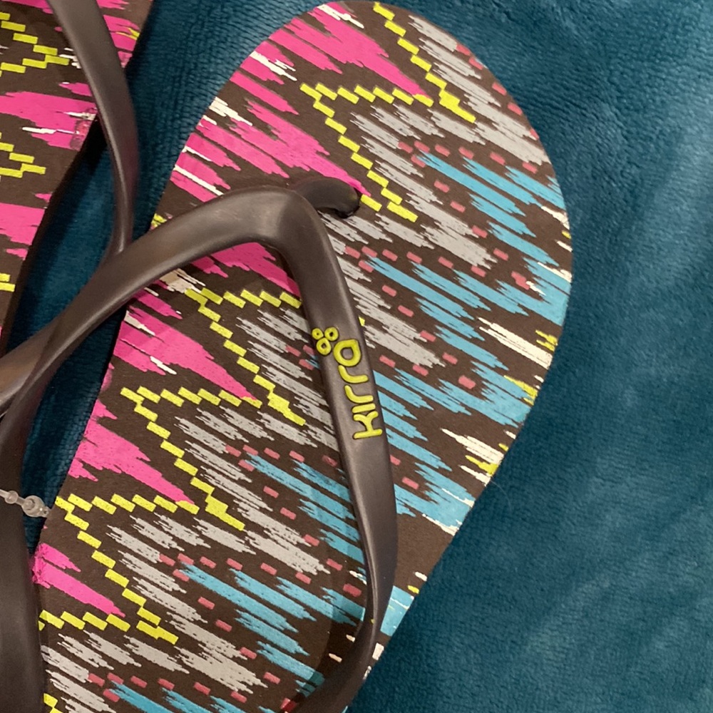 Perfect flip-flops. - Picture 2 of 6